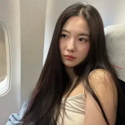 何诺静
